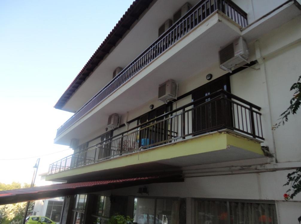 Chris Apartments เมตามอร์โฟซี ภายนอก รูปภาพ